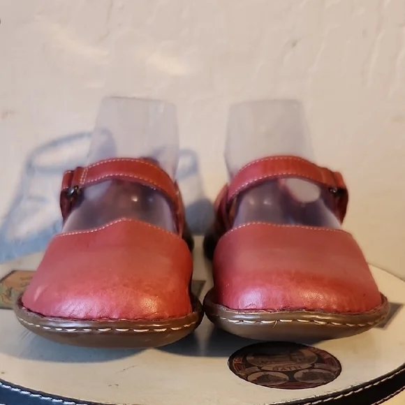 BORN Red Leather Mary Jane Strap Shoe 8 - Picture 6 of 10